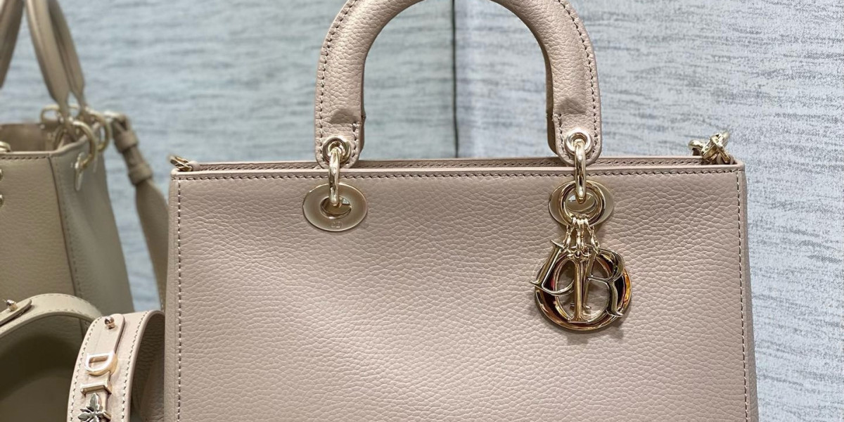 Dior Bags Sale The Hottest Models